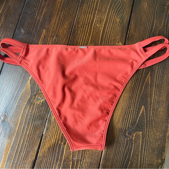 Abercrombie & Fitch Burnt Orange Cheeky Bikini Bottom NWT Size XL - Picture 3 of 3